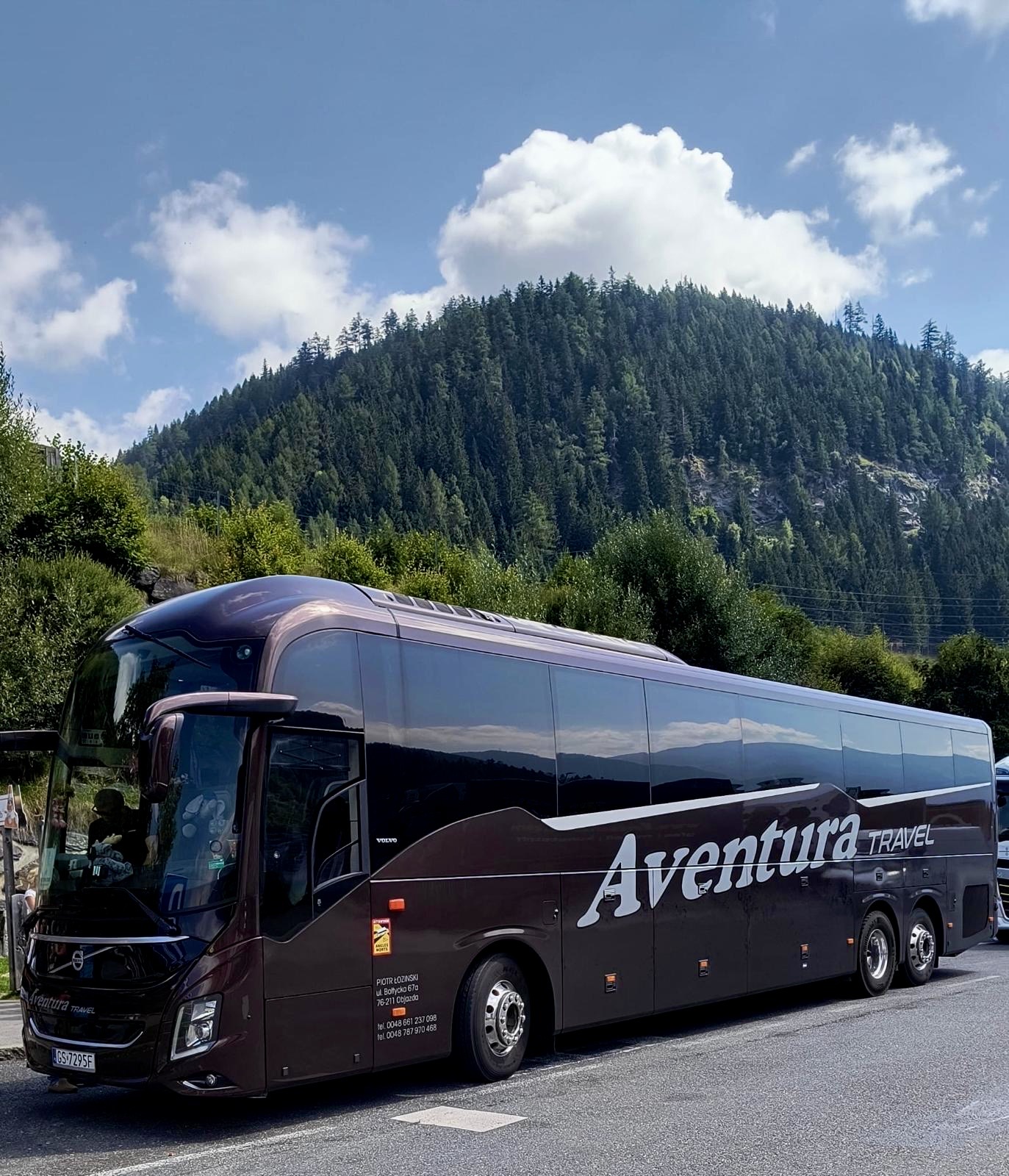 Autokar VOLVO 9900